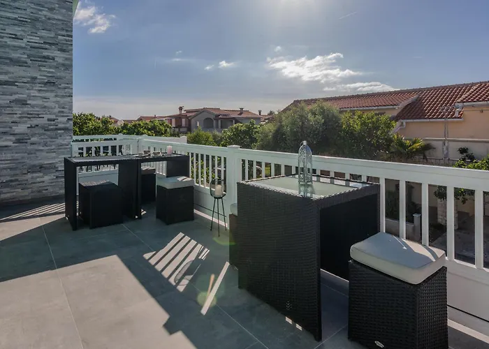 Jozef Apartman *