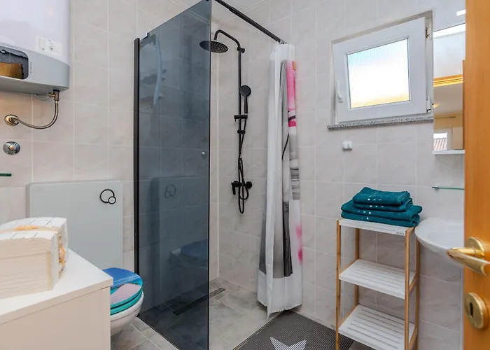 Jozef Apartman *