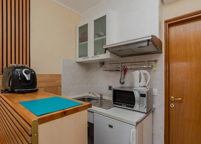 Jozef Apartman *
