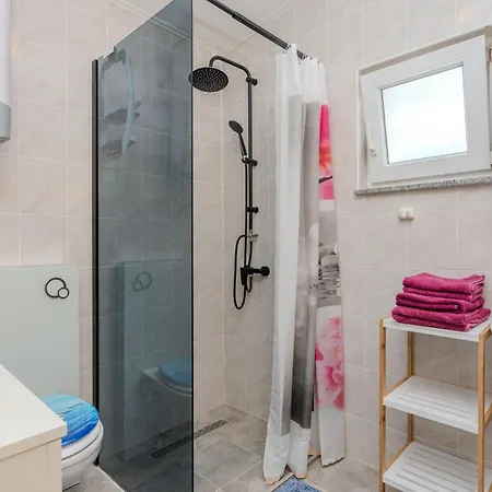 Jozef Apartment